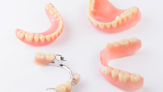 different types of dentures  